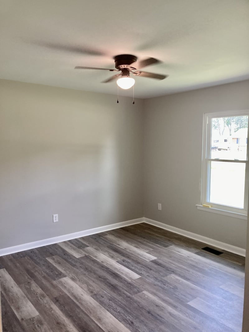 221 Austin Dr, Portland, TN 37148