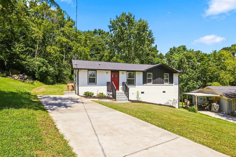 625 Maclaurin Ct, Nashville, TN 37207