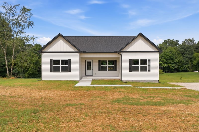 1434 East Piney Rd, Dickson, TN 37055