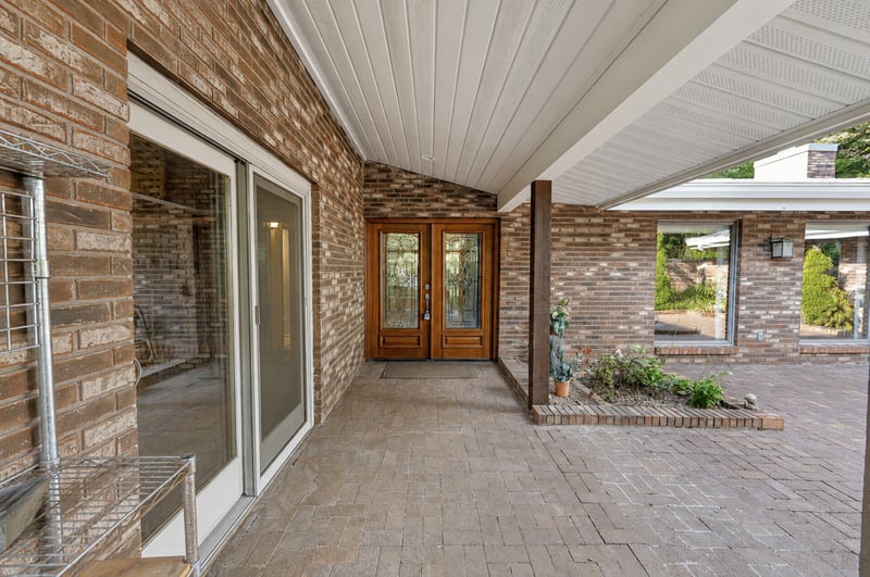 8100 Charlotte Pike, Nashville, TN 37221