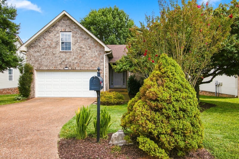 4011 Kristen St, Spring Hill, TN 37174
