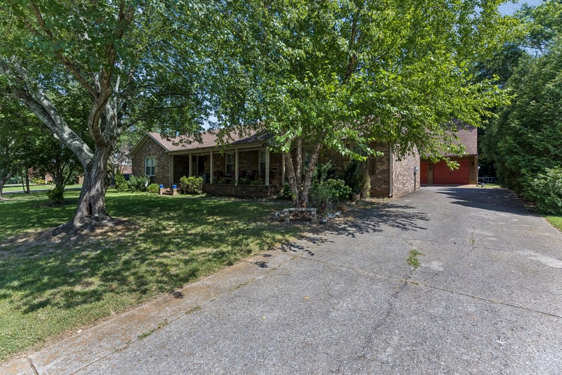 510 Irongate Blvd, Murfreesboro, TN 37129