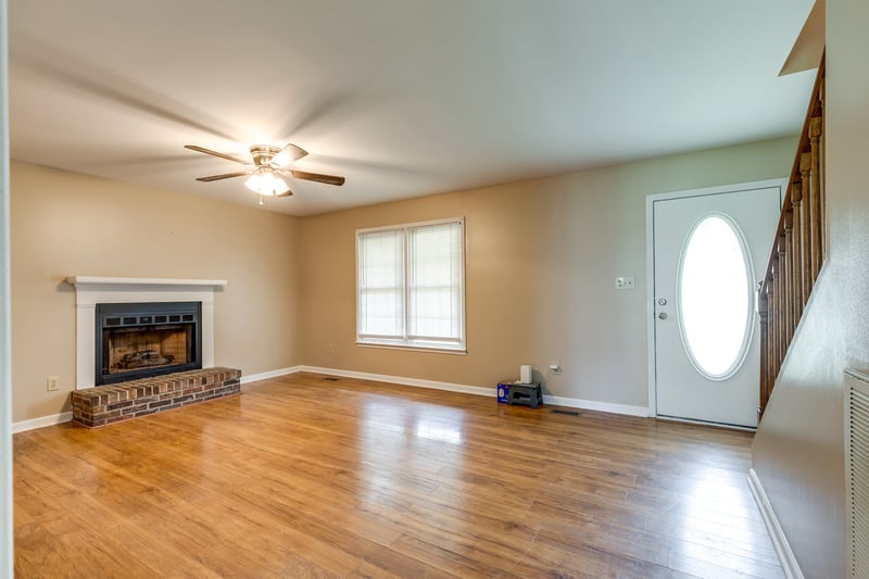 105 Rainier Dr, Columbia, TN 38401