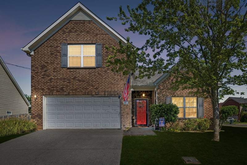 1141 Shire Dr, Antioch, TN 37013