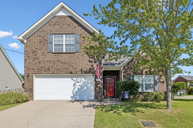 1141 Shire Dr, Antioch, TN 37013