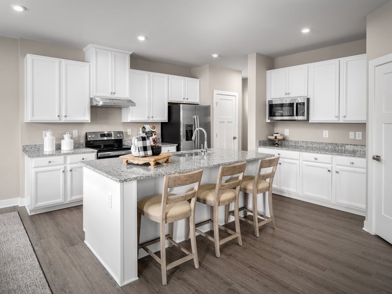 2404 Radcliffe Dr, Murfreesboro, TN 37128