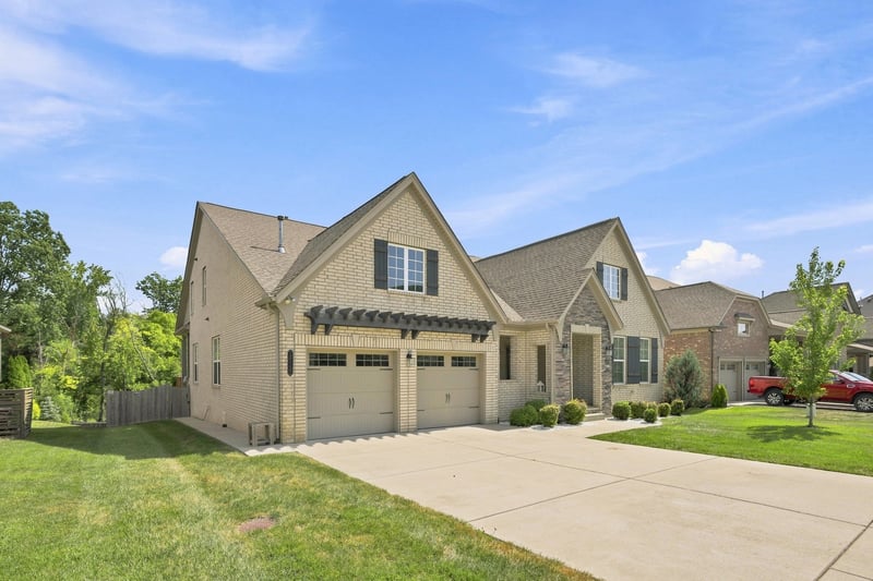 813 Ava Ln, Mount Juliet, TN 37122