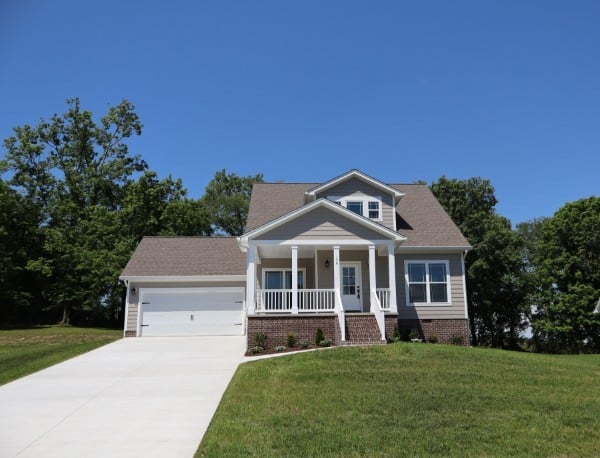 158 Lisa Dr, Gordonsville, TN 38563