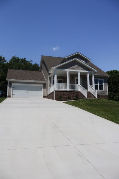 158 Lisa Dr, Gordonsville, TN 38563