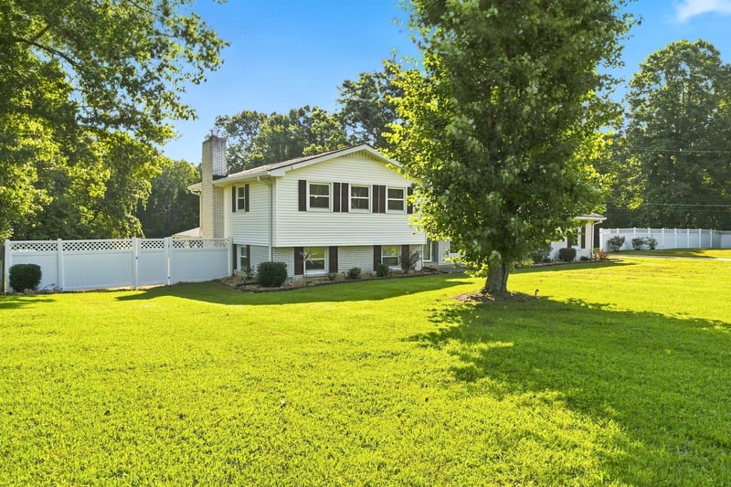7400 Bidwell Rd, Joelton, TN 37080