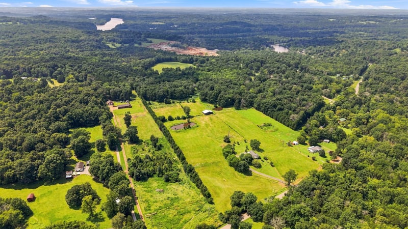1150 Canoe Branch Rd, Lebanon, TN 37087