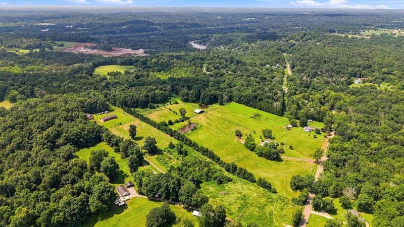 1150 Canoe Branch Rd, Lebanon, TN 37087