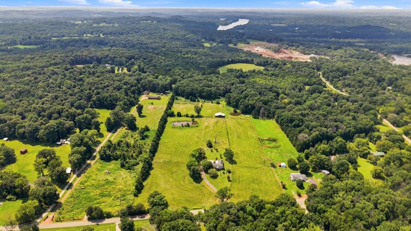 1150 Canoe Branch Rd, Lebanon, TN 37087
