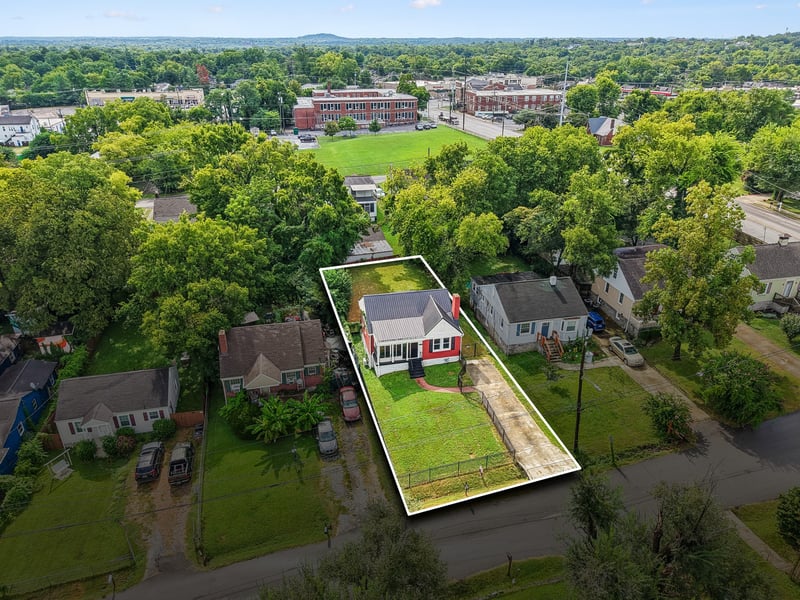 3706 Burrus St, Nashville, TN 37216