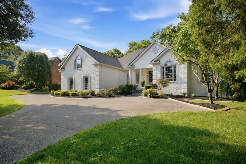 9067 Fallswood Ln, Brentwood, TN 37027