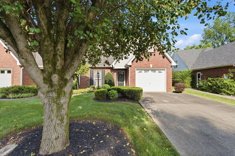 2767 Stonehedge Dr, Murfreesboro, TN 37128