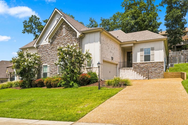 168 Cobbler Cir, Hendersonville, TN 37075