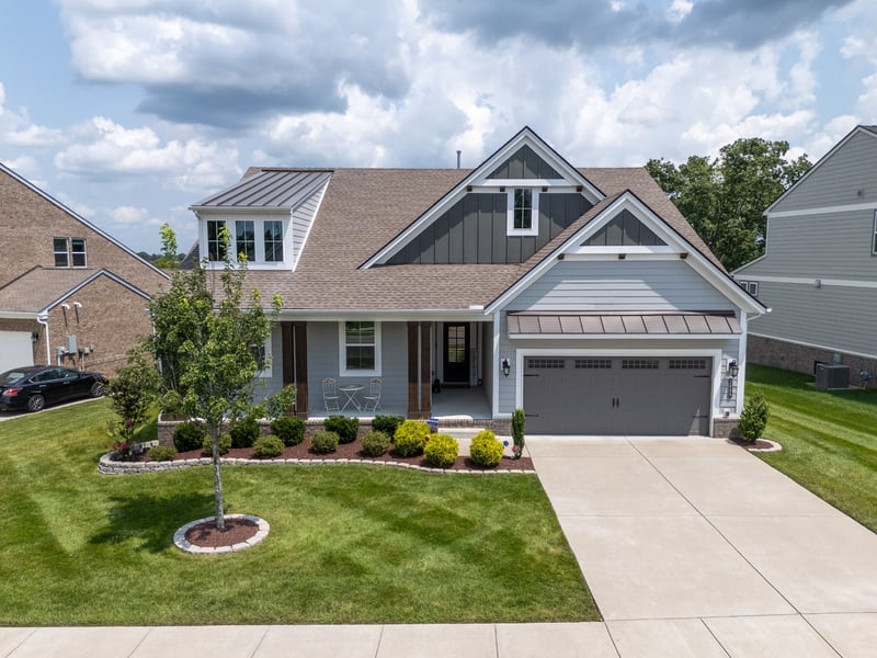 2069 Hedgelawn Dr, Lebanon, TN 37090