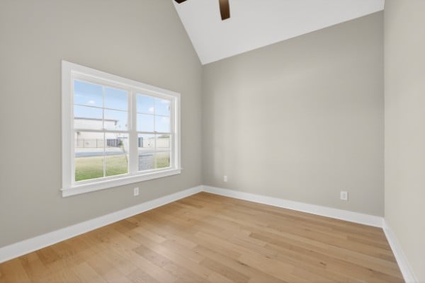 2204 Winterdale Dr, Murfreesboro, TN 37128