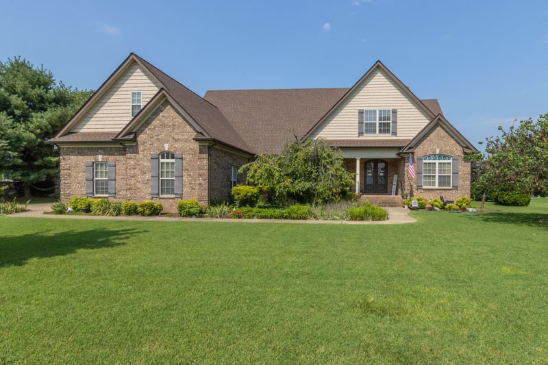 124 Hayfield Ct, Lascassas, TN 37085