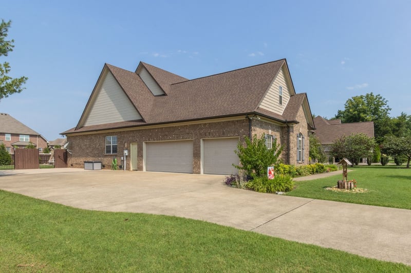 124 Hayfield Ct, Lascassas, TN 37085