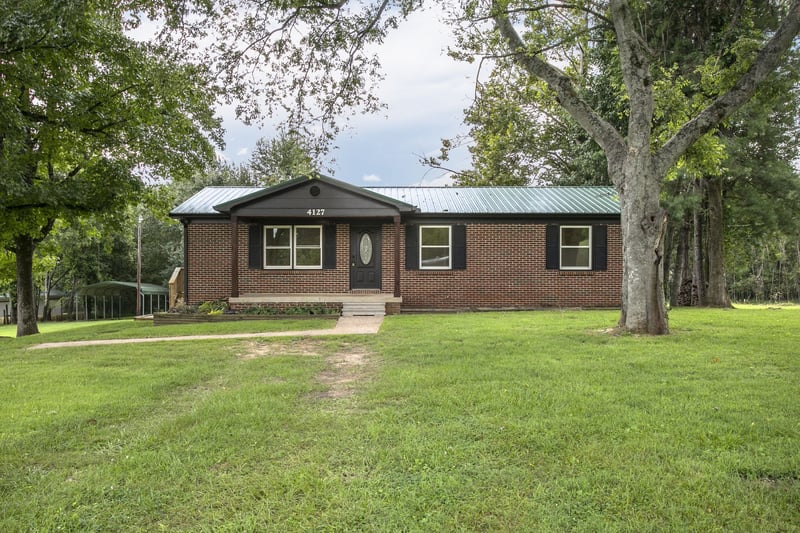 4127 Demastus Ln, Columbia, TN 38401