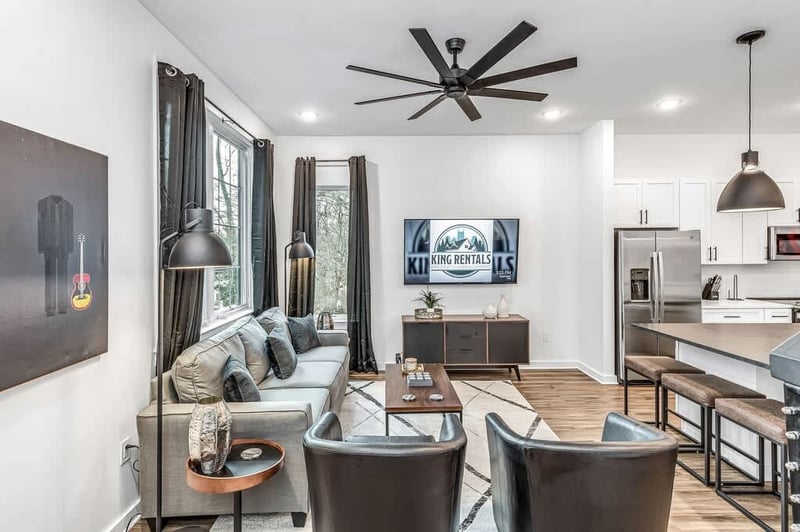 738 Douglas Ave #7, Nashville, TN 37207