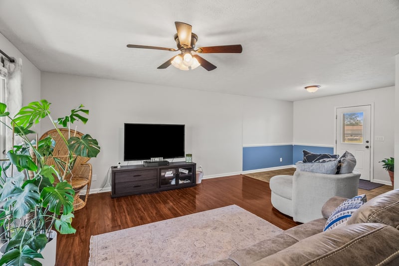 3922 Armstrong Rd, Springfield, TN 37172
