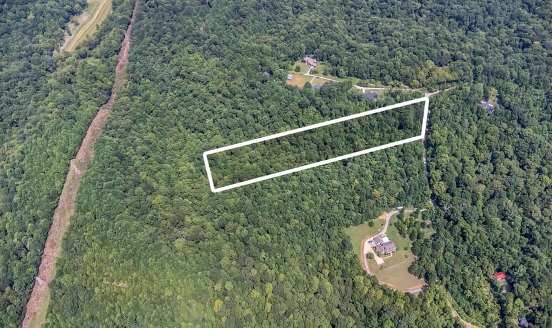 8696 Poplar Creek Rd, Nashville, TN 37221