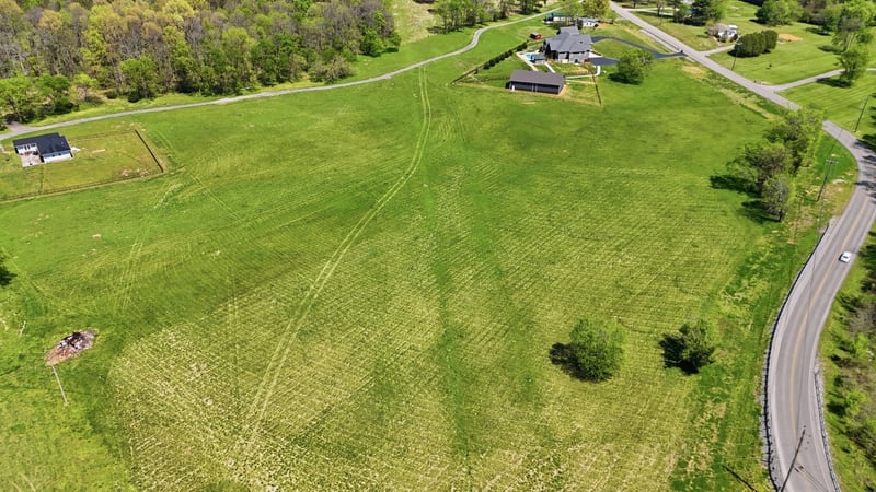 2910B Cairo Bend Rd, Lebanon, TN 37087