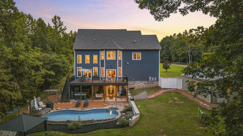 1174 Old Mount Vernon Rd, Bethpage, TN 37022