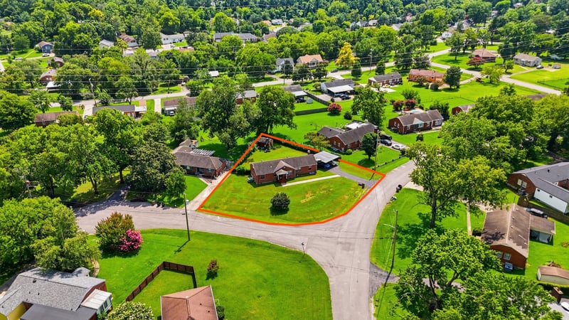 2517 David Dr, Nashville, TN 37214