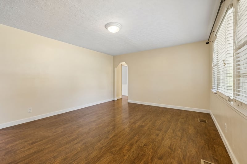 106 Smith St, Ashland City, TN 37015
