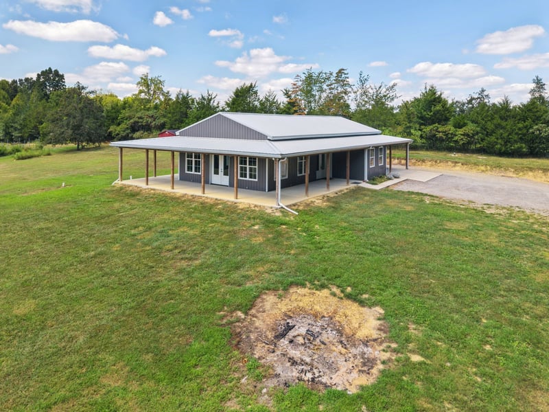 7130 Highway 31e, Westmoreland, TN 37186