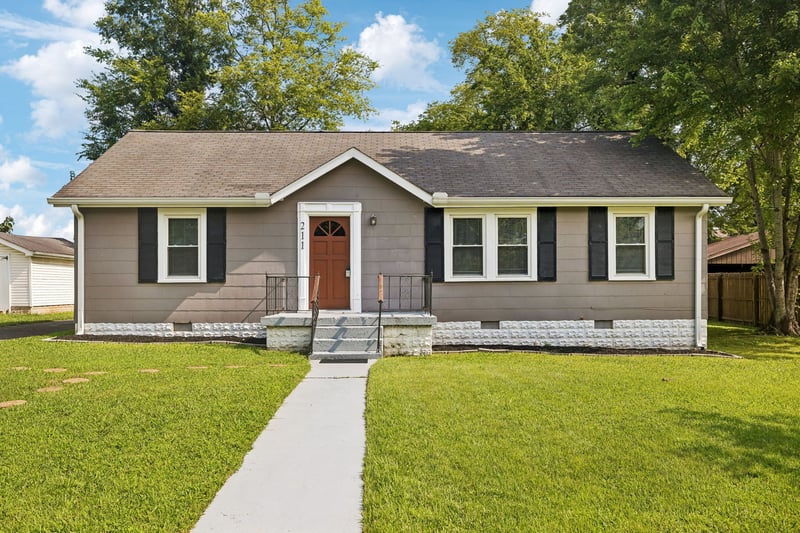 211 Rushwood Dr, Murfreesboro, TN 37130
