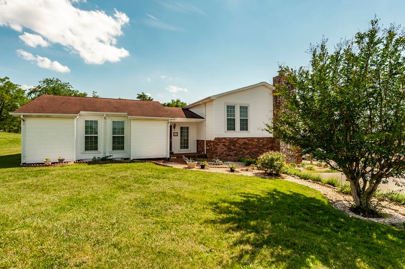 710 Shute Ln, Hendersonville, TN 37075