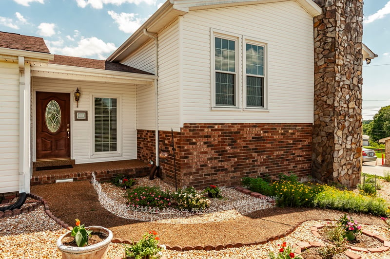 710 Shute Ln, Hendersonville, TN 37075