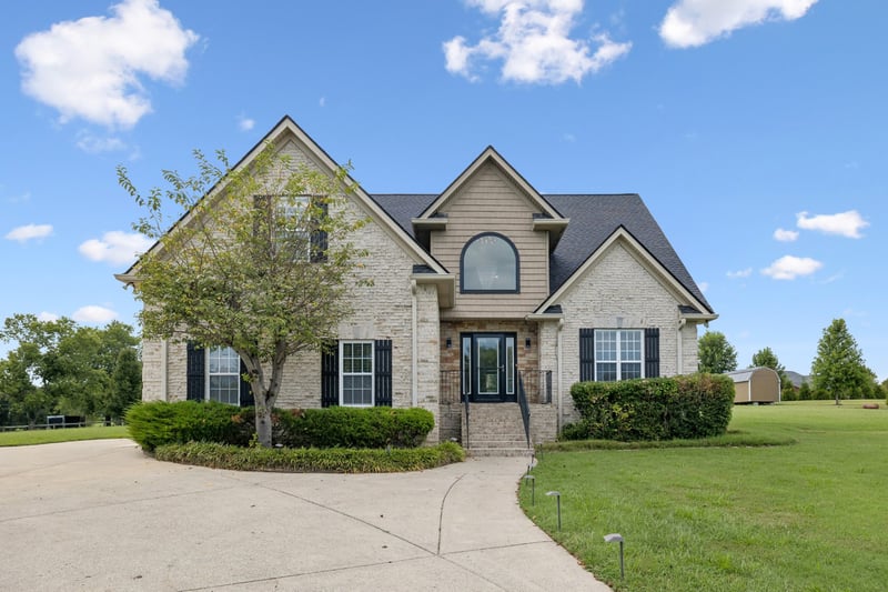 1014 Cabriolet Ct, Gallatin, TN 37066