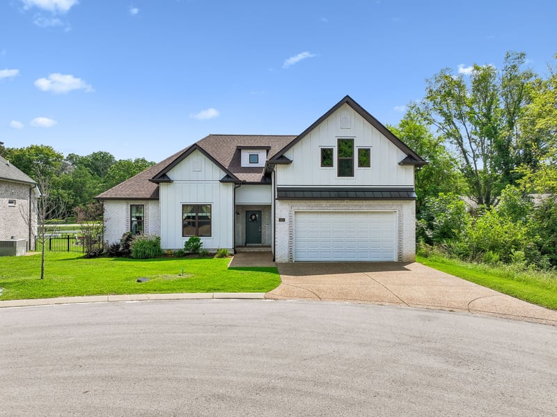 405 Hunter Bryce Ln, Lebanon, TN 37087