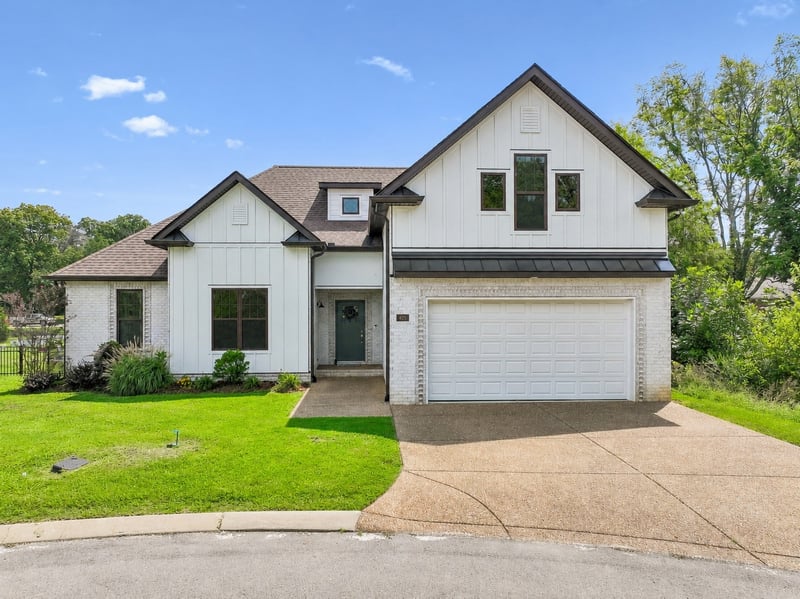 405 Hunter Bryce Ln, Lebanon, TN 37087