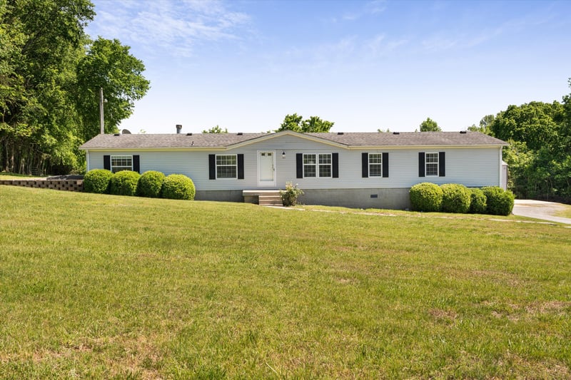 8011 Palmore Hollow Ln, Nolensville, TN 37135