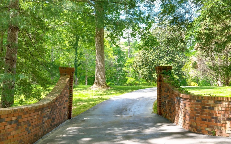 414 Bellwood Dr, Dickson, TN 37055