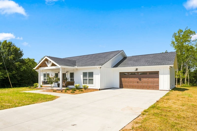3421 Joe Brown Rd, Murfreesboro, TN 37129