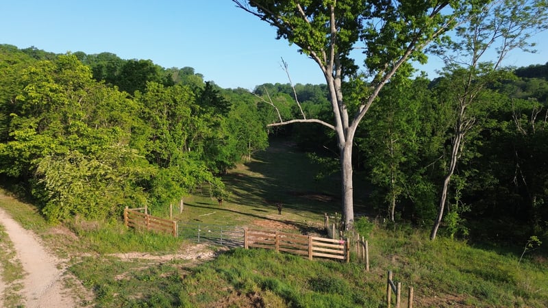 1820 New Highway 7 Lot B, Columbia, TN 38401