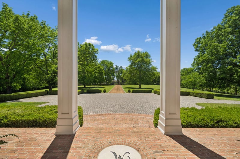 1370 Moran Rd, Franklin, TN 37069
