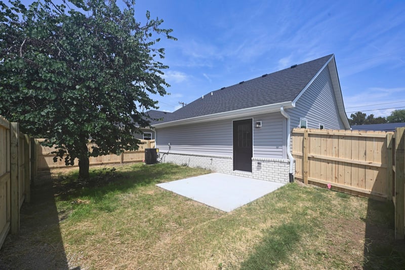 94 Donna Dr, Hendersonville, TN 37075