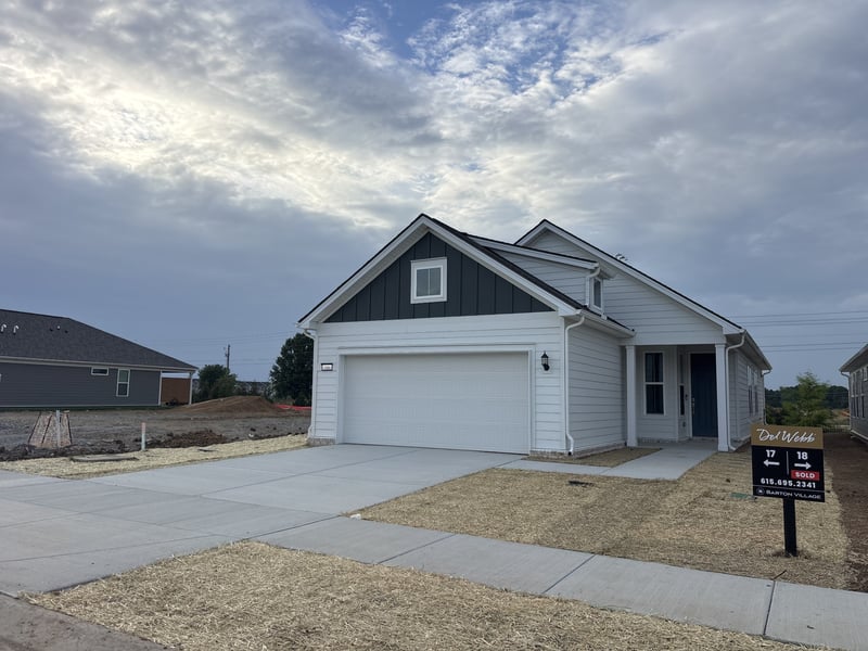 506 Scarlet Oak Dr, Lebanon, TN 37090