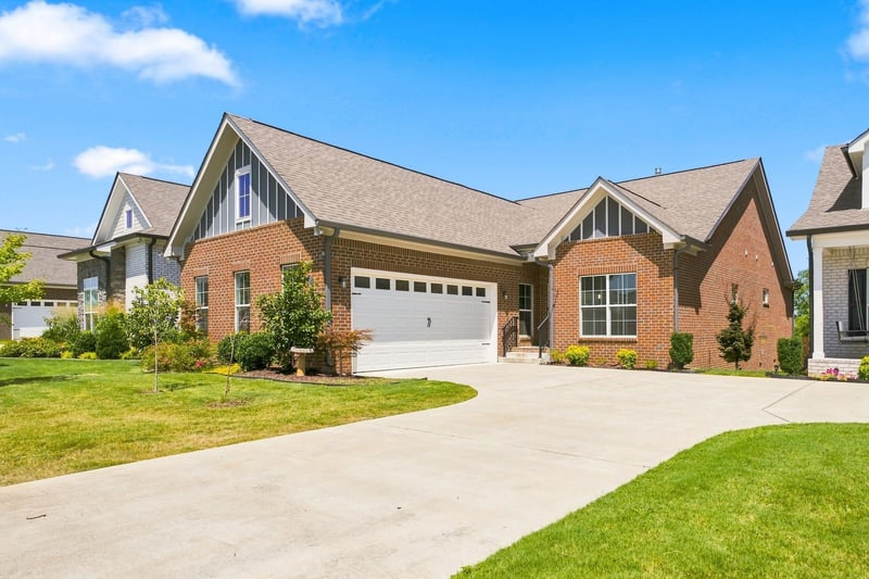 6529 Frye Ln, Hermitage, TN 37076