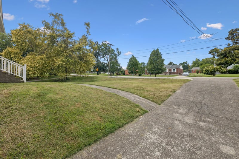 2601 Woodberry Dr, Nashville, TN 37214