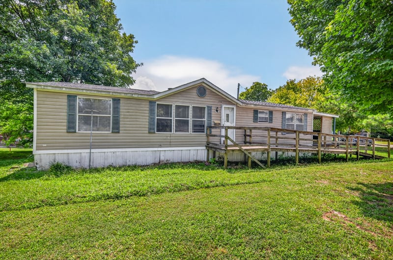 828 N Brown St, Springfield, TN 37172
